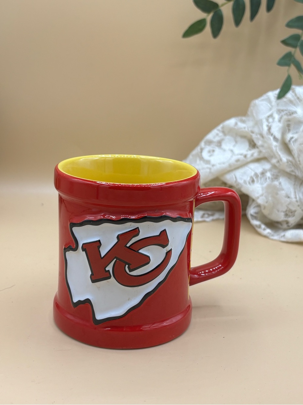 Kansas City Chiefs Red Ceramic Coffee Mug with Yellow Interior